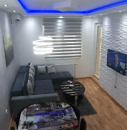 Lux Free Garage * Novi Sad