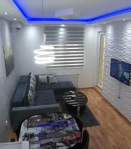 Lux Free Garage * Novi Sad