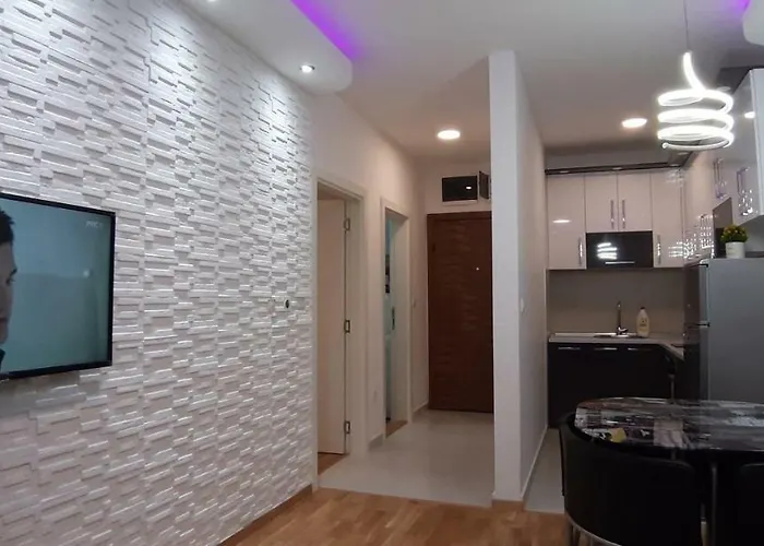 Lägenhet Lux Free Garage Novi Sad