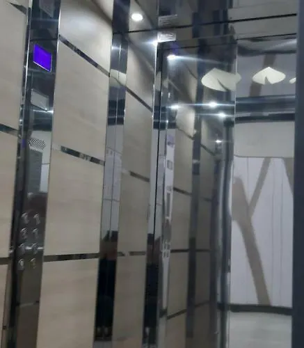 Lux Free Garage Lägenhet *