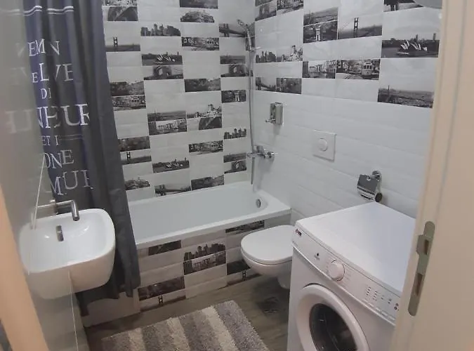 Lux Free Garage * Novi Sad